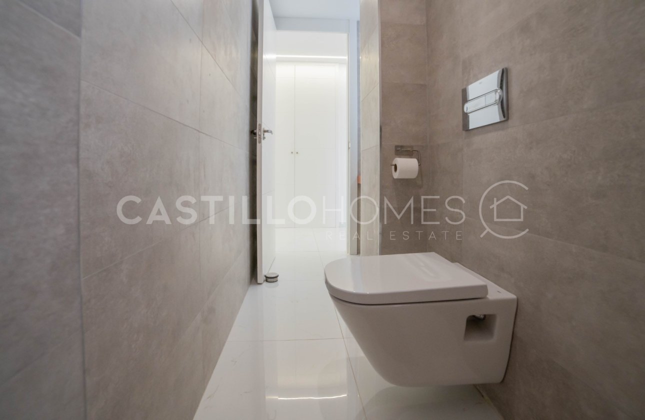 Resale - Apartment / flat - Torrevieja - Playa del Cura