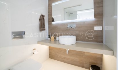 Resale - Apartment / flat - Torrevieja - Playa del Cura