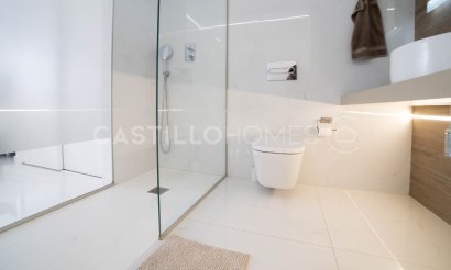 Resale - Apartment / flat - Torrevieja - Playa del Cura