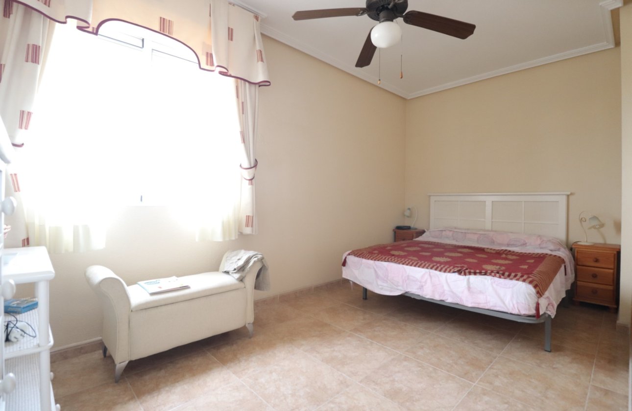 Resale - Villa - Orihuela Costa - Los Balcones