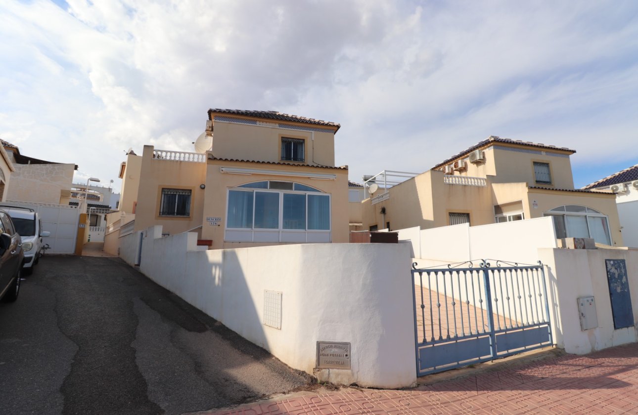 Resale - Villa - Orihuela Costa - Los Balcones