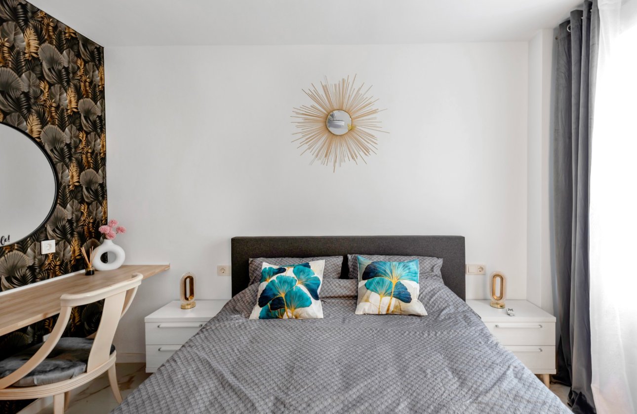Resale - Apartment / flat - Torrevieja - Playa del cura