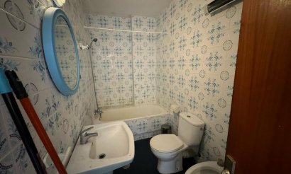 Resale - Apartment / flat - Torrevieja - Punta Prima