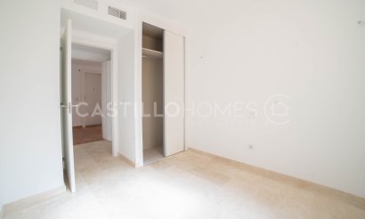 Resale - Apartment / flat - Torrevieja - Punta Prima