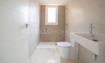 Resale - Apartment / flat - Torrevieja - Punta Prima