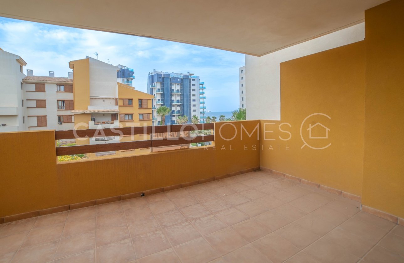 Resale - Apartment / flat - Torrevieja - Punta Prima