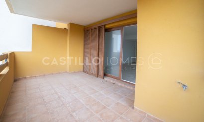 Resale - Apartment / flat - Torrevieja - Punta Prima