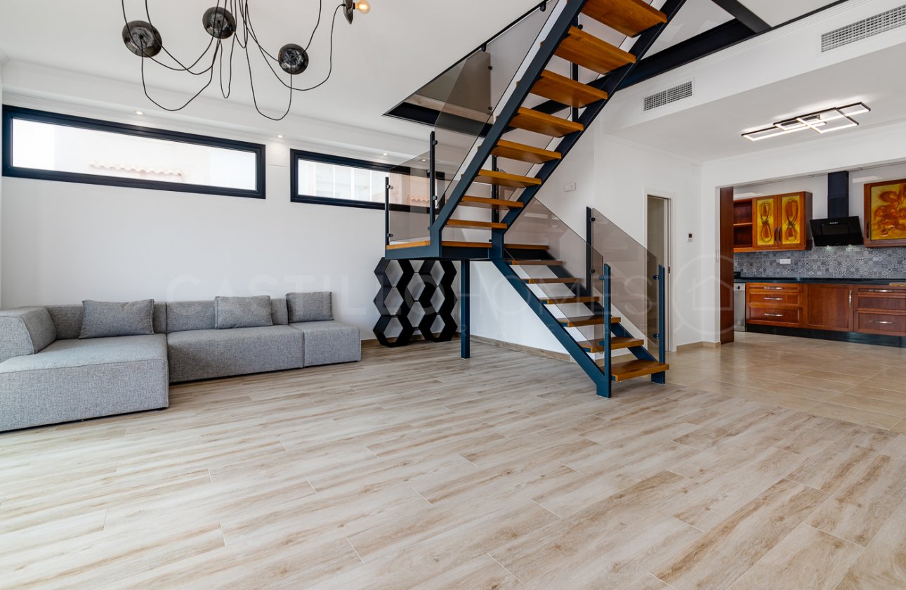 Resale - Villa - Torrevieja - Torre del moro