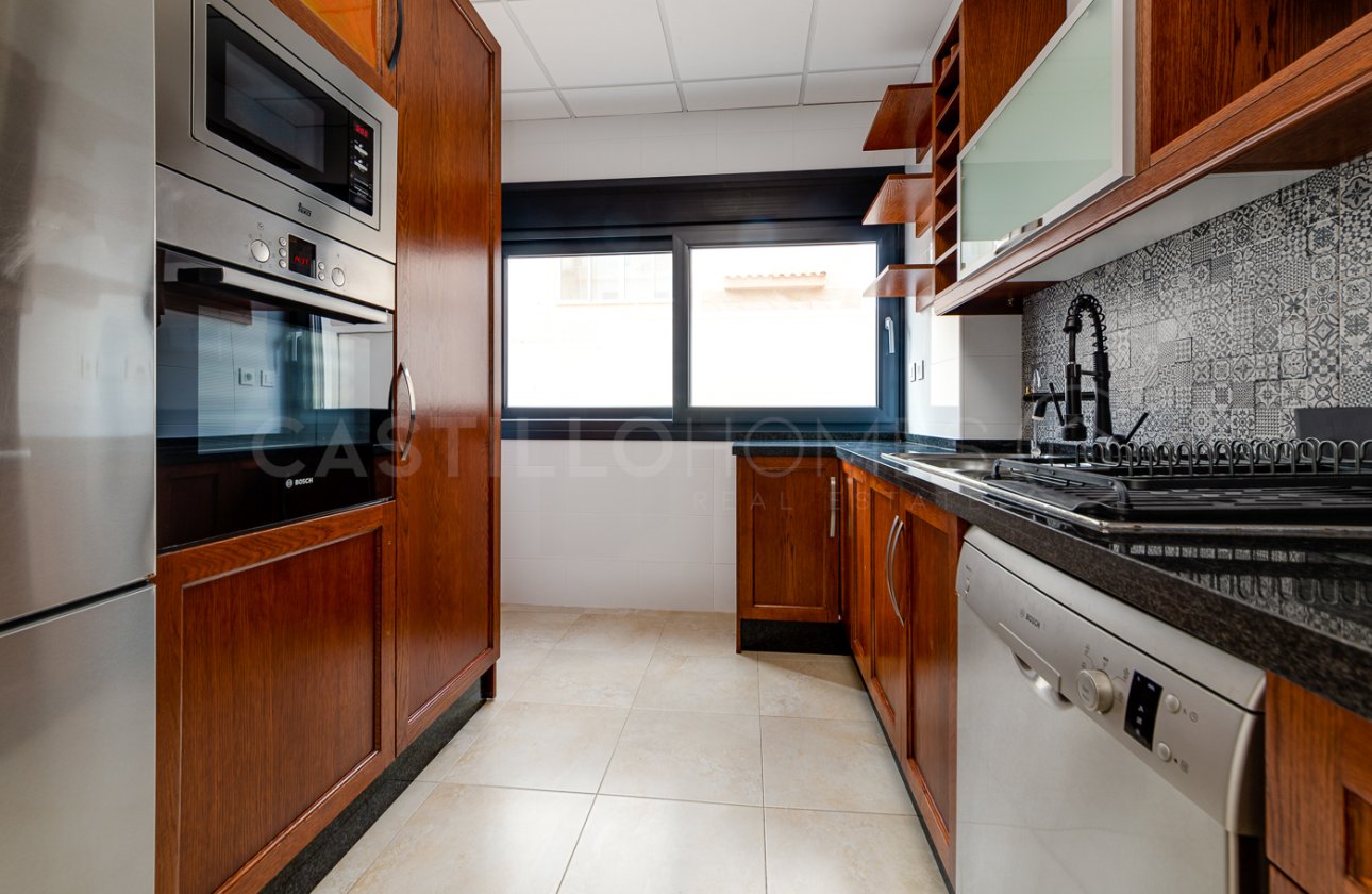 Resale - Villa - Torrevieja - Torre del moro