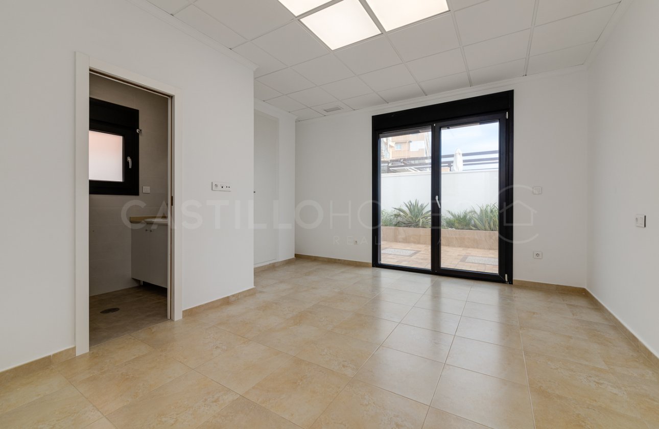 Resale - Villa - Torrevieja - Torre del moro