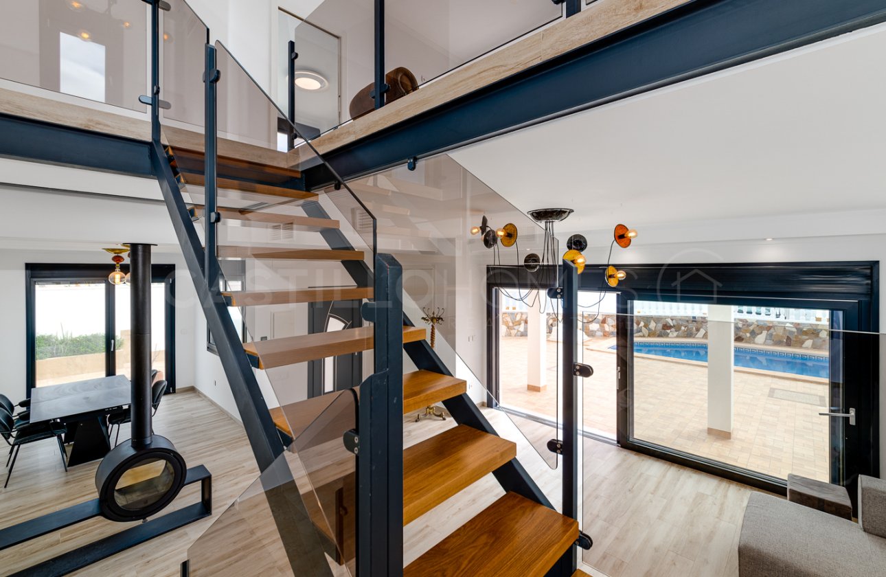 Resale - Villa - Torrevieja - Torre del moro