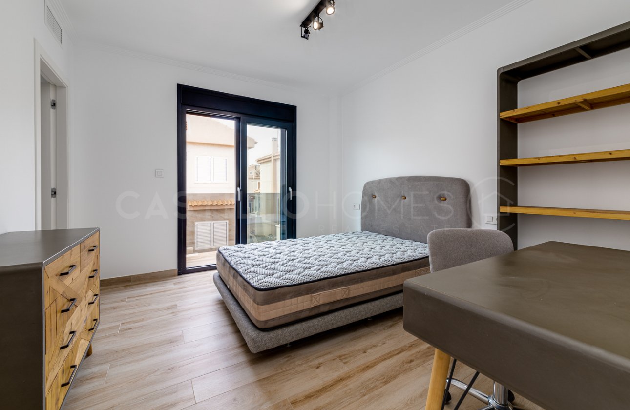 Resale - Villa - Torrevieja - Torre del moro