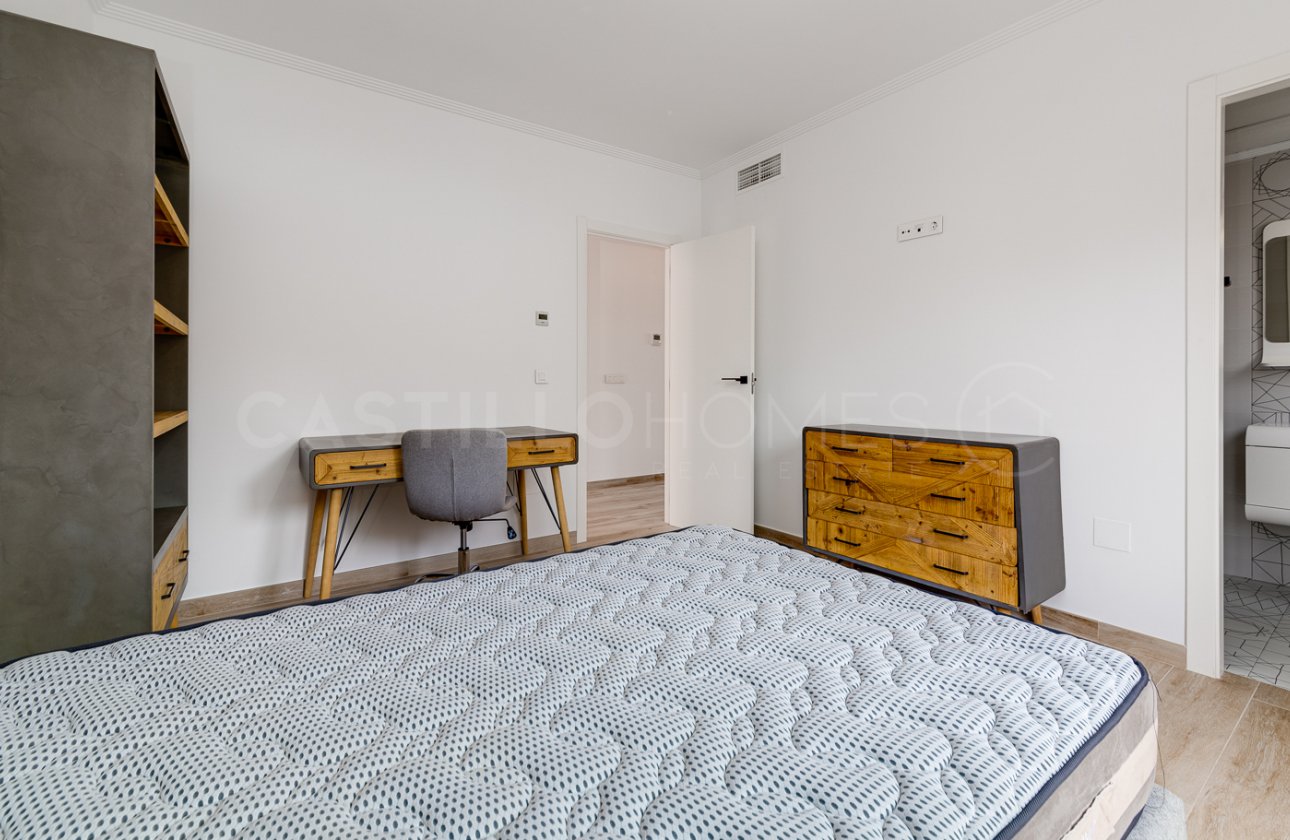 Resale - Villa - Torrevieja - Torre del moro