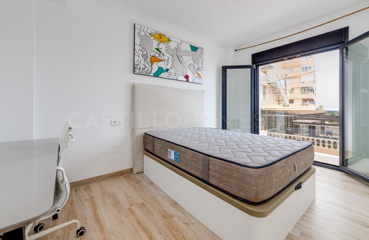 Resale - Villa - Torrevieja - Torre del moro