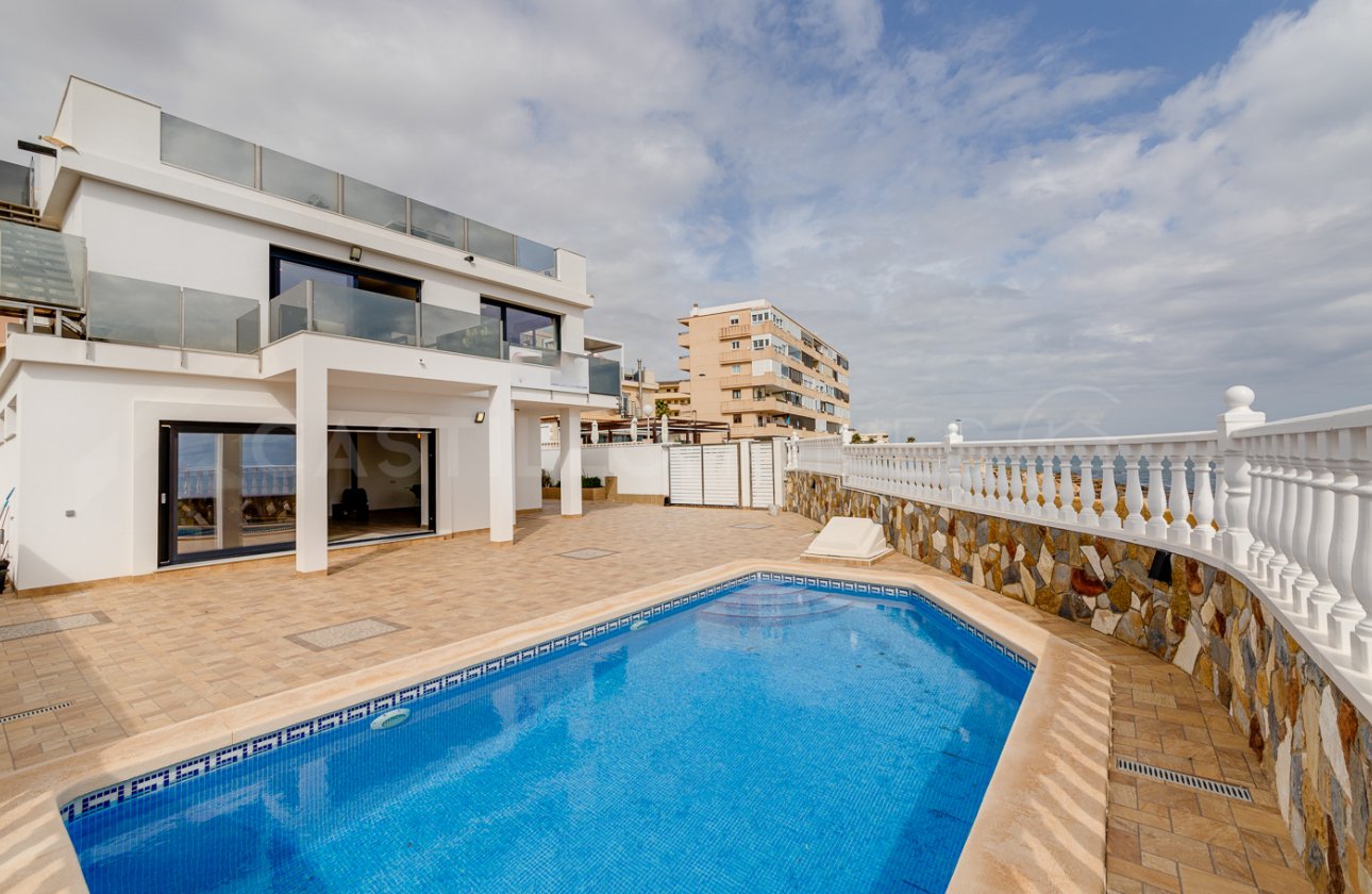 Resale - Villa - Torrevieja - Torre del moro