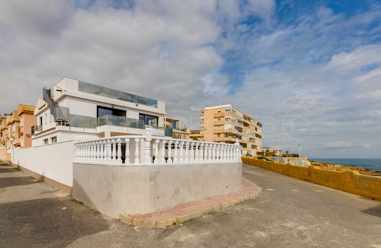 Resale - Villa - Torrevieja - Torre del moro