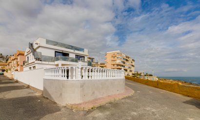 Resale - Villa - Torrevieja - Torre del moro