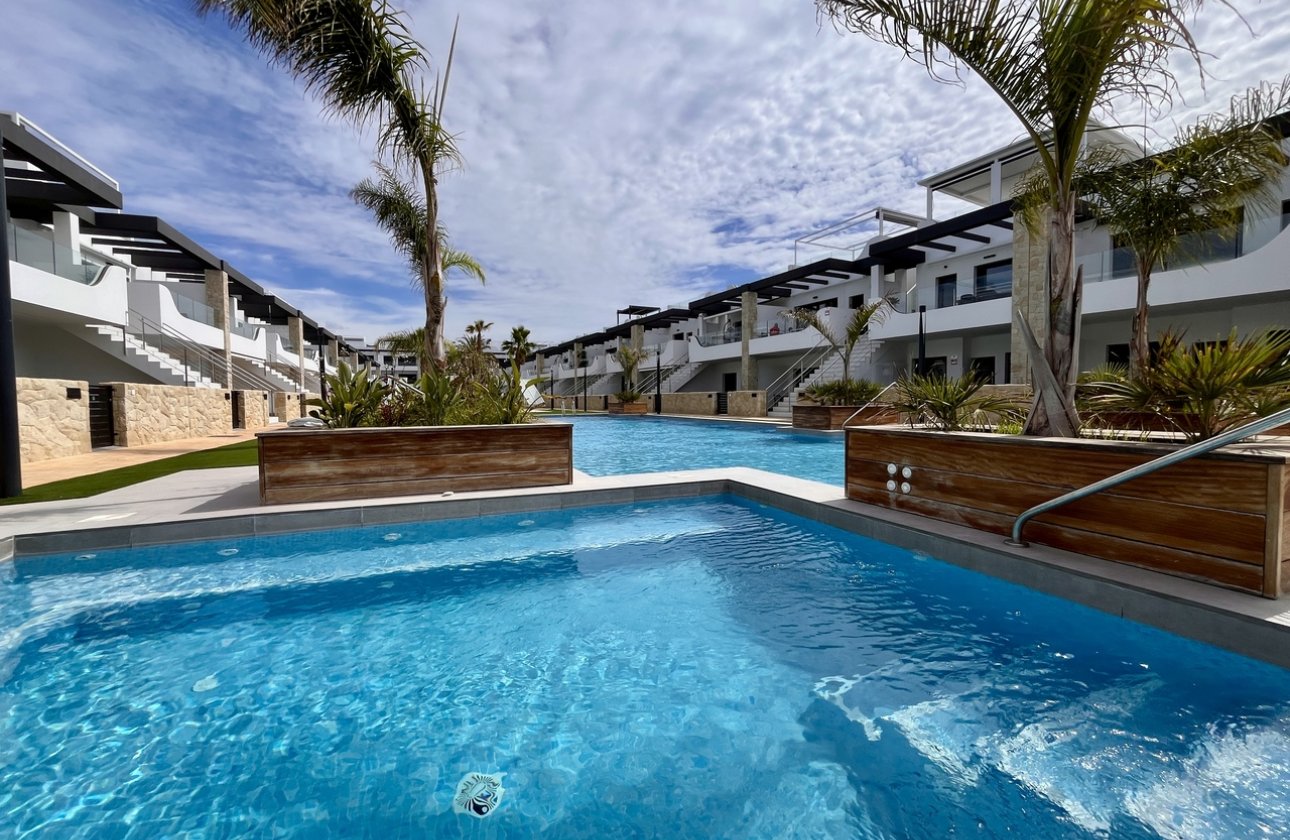 Resale - Apartment / flat - Punta Prima