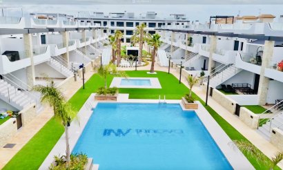 Resale - Apartment / flat - Punta Prima
