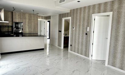 Resale - Apartment / flat - Punta Prima