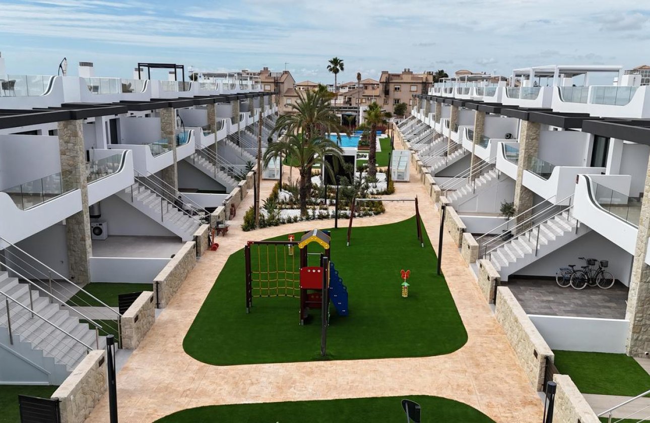 Resale - Apartment / flat - Punta Prima