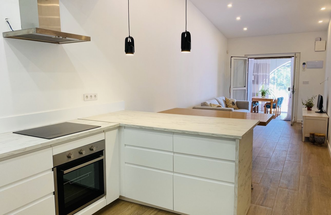 Resale - Bungalow - Orihuela Costa - Playa Flamenca