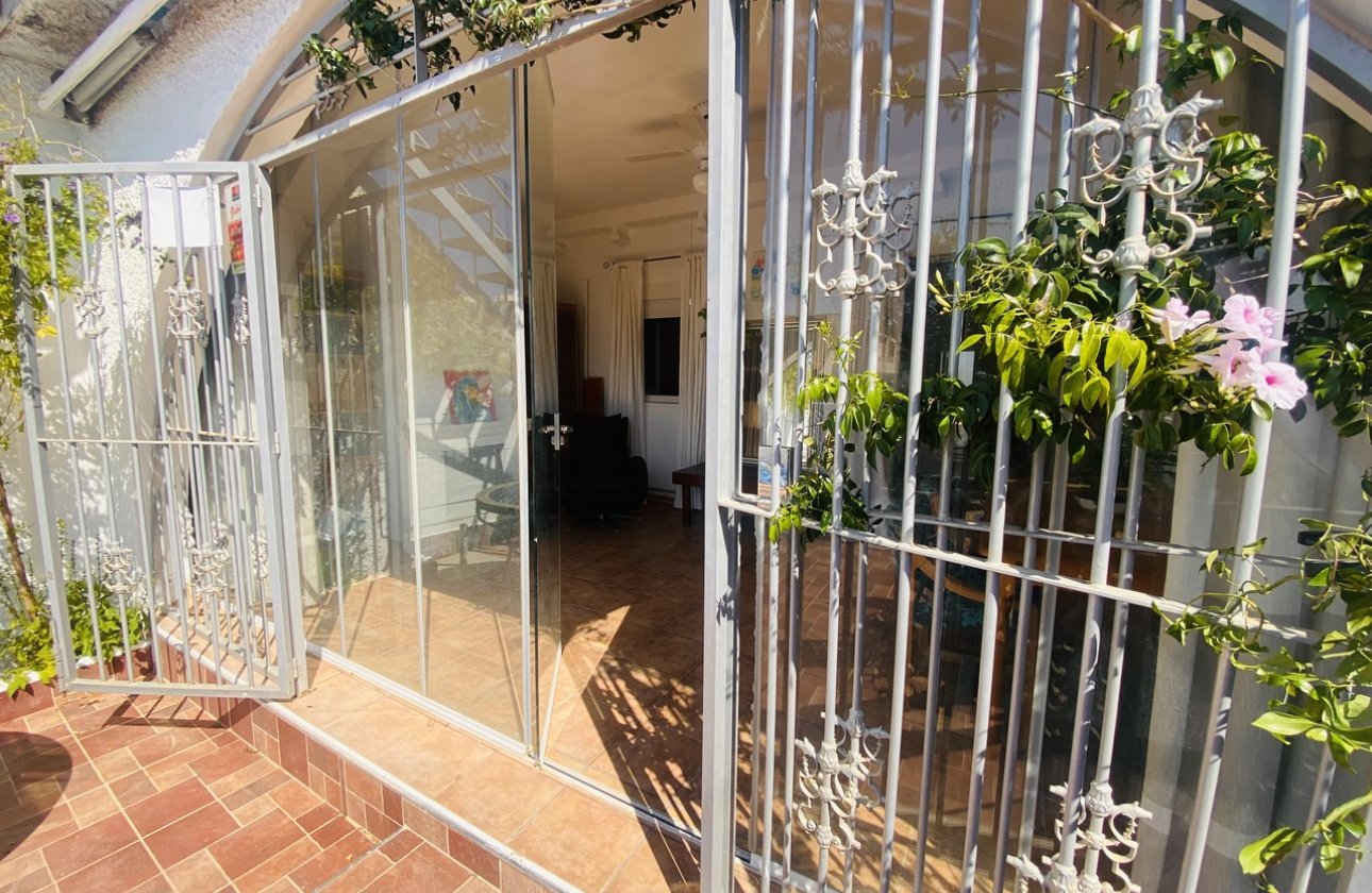 Resale - Bungalow - Orihuela Costa - Playa Flamenca