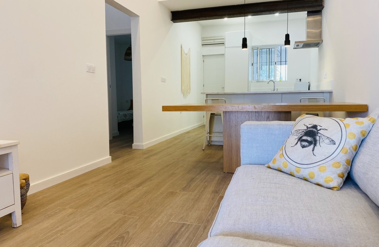 Resale - Bungalow - Orihuela Costa - Playa Flamenca