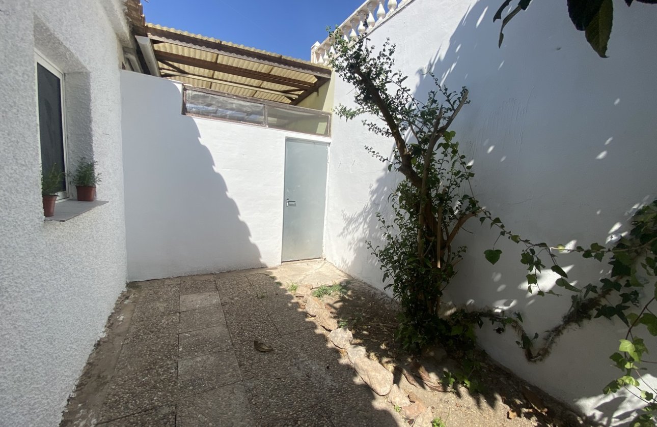 Resale - Bungalow - Orihuela Costa - Playa Flamenca