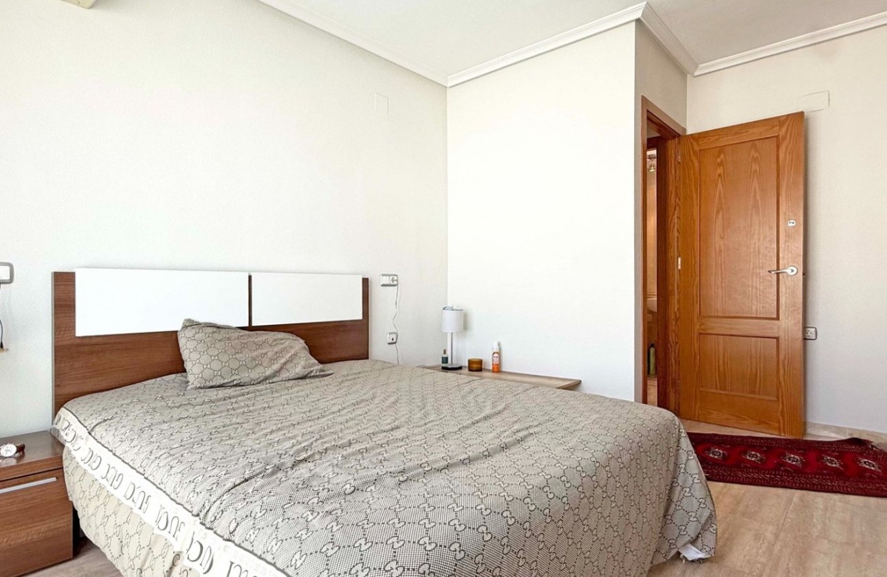 Reventa - Apartamento / piso - Torrevieja