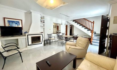Resale - Villa - Orihuela Costa - La Zenia