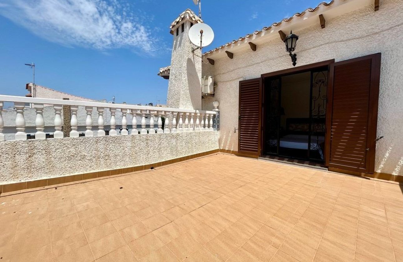 Resale - Villa - Orihuela Costa - La Zenia
