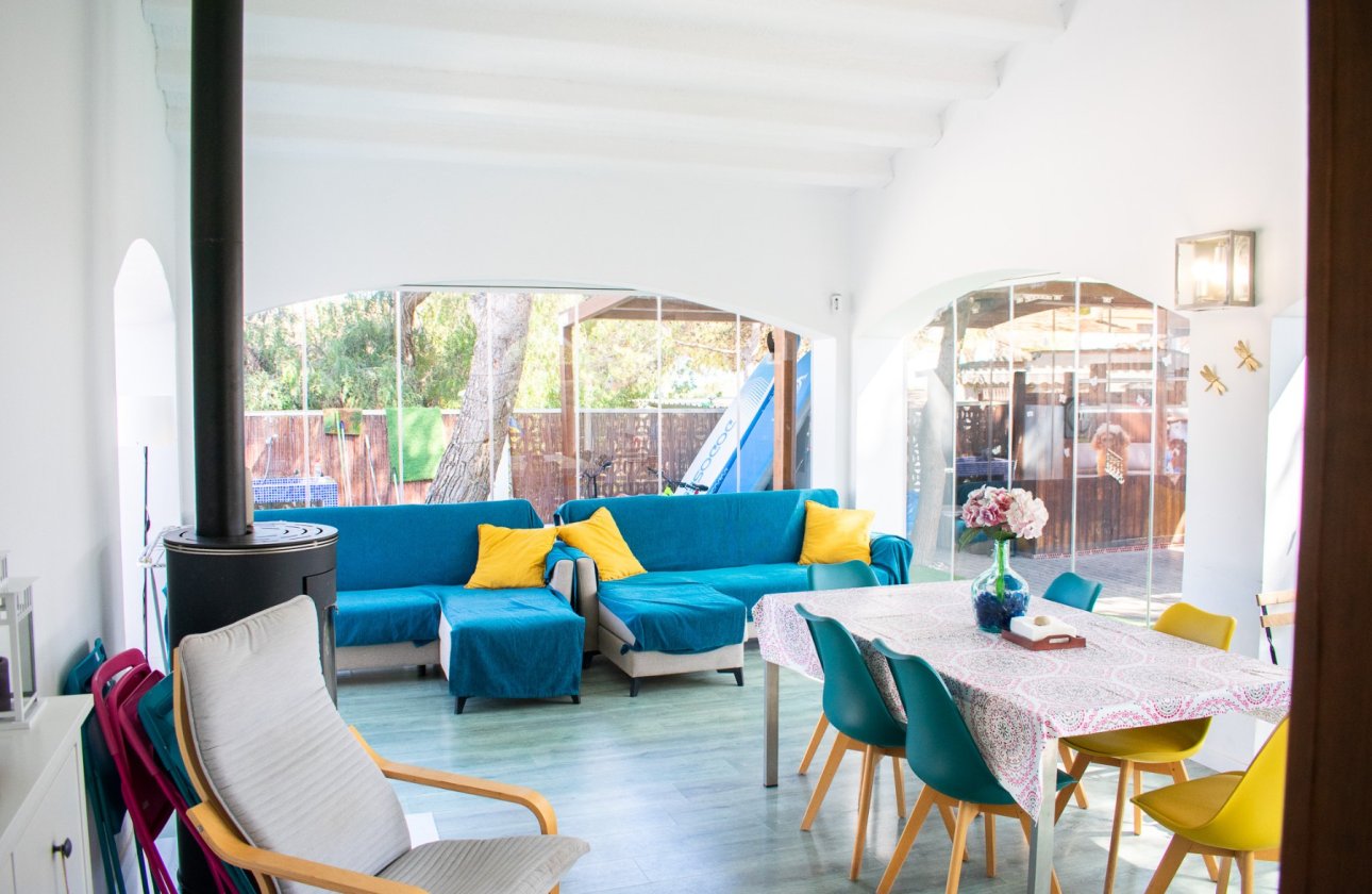 Resale - Villa - Orihuela Costa - Punta Prima