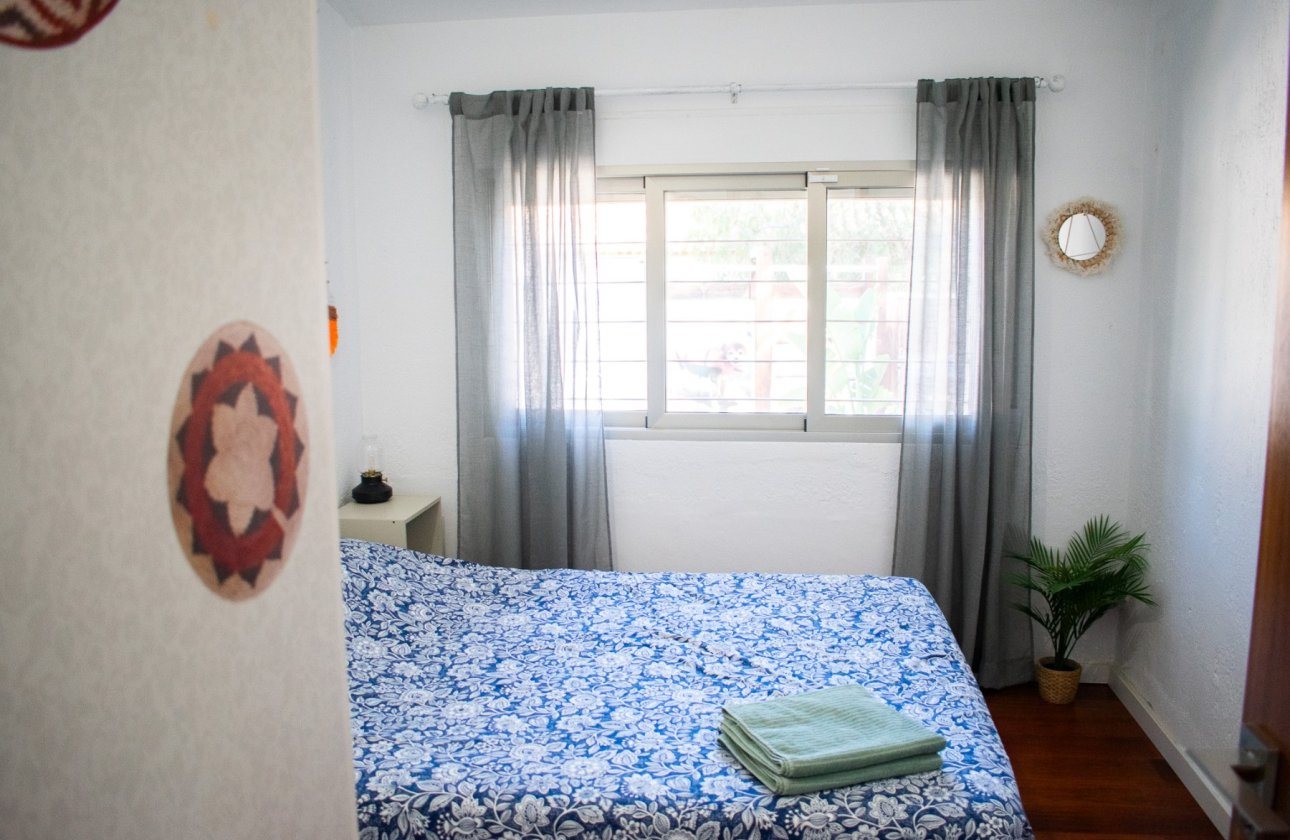 Resale - Villa - Orihuela Costa - Punta Prima