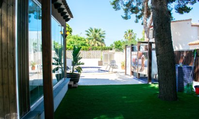 Resale - Villa - Orihuela Costa - Punta Prima
