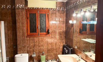 Resale - Villa / Semi detached - Orihuela Costa - Punta Prima