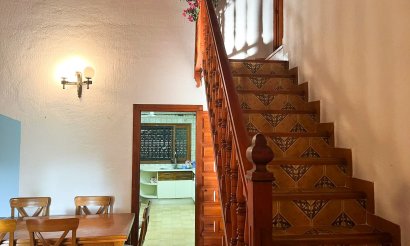 Resale - Villa / Semi detached - Orihuela Costa - Punta Prima