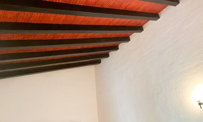 Resale - Villa / Semi detached - Orihuela Costa - Punta Prima
