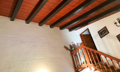 Resale - Villa / Semi detached - Orihuela Costa - Punta Prima