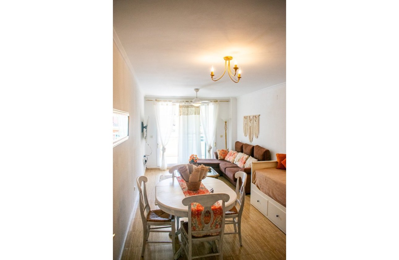 Resale - Apartment / flat - Arenales del Sol - Platja de l\'Arenal