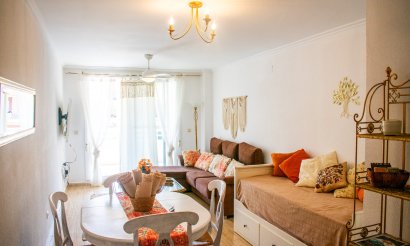Resale - Apartment / flat - Arenales del Sol - Platja de l\'Arenal