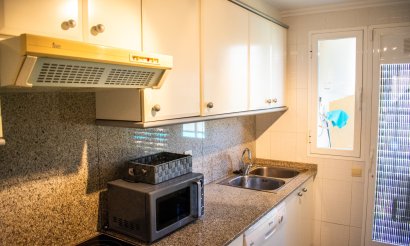 Resale - Apartment / flat - Arenales del Sol - Platja de l\'Arenal