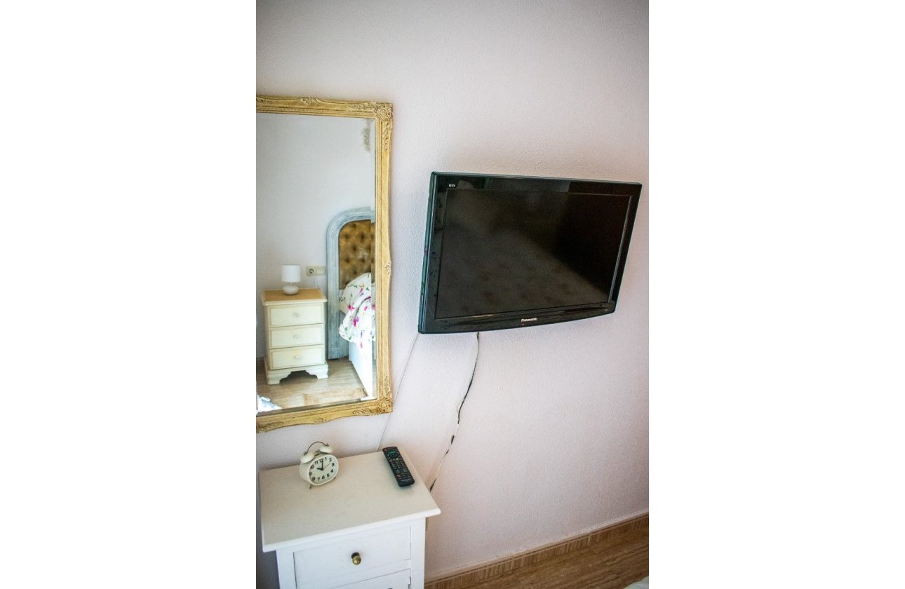 Resale - Apartment / flat - Arenales del Sol - Platja de l\'Arenal