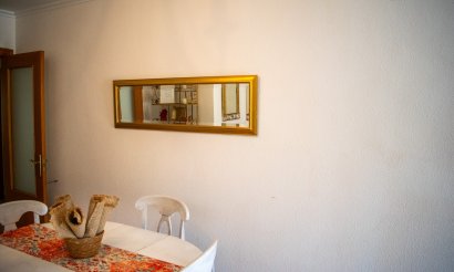 Resale - Apartment / flat - Arenales del Sol - Platja de l\'Arenal