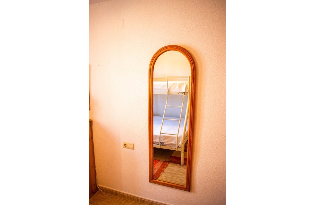 Resale - Apartment / flat - Arenales del Sol - Platja de l\'Arenal