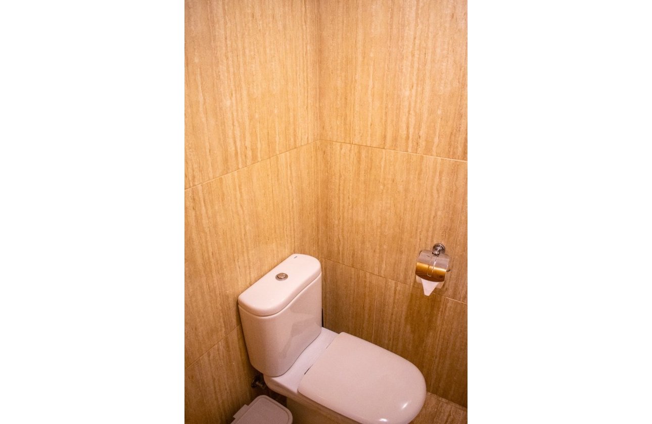 Resale - Apartment / flat - Arenales del Sol - Platja de l\'Arenal