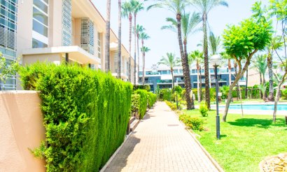 Resale - Apartment / flat - Arenales del Sol - Platja de l\'Arenal