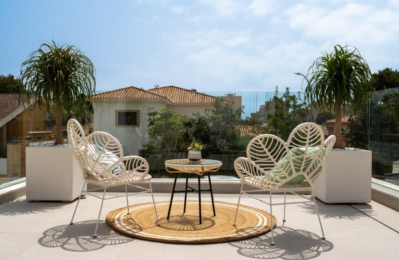 Resale - Villa - Orihuela Costa - Campoamor