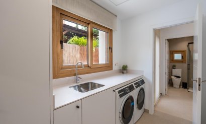 Resale - Villa - Orihuela Costa - Campoamor
