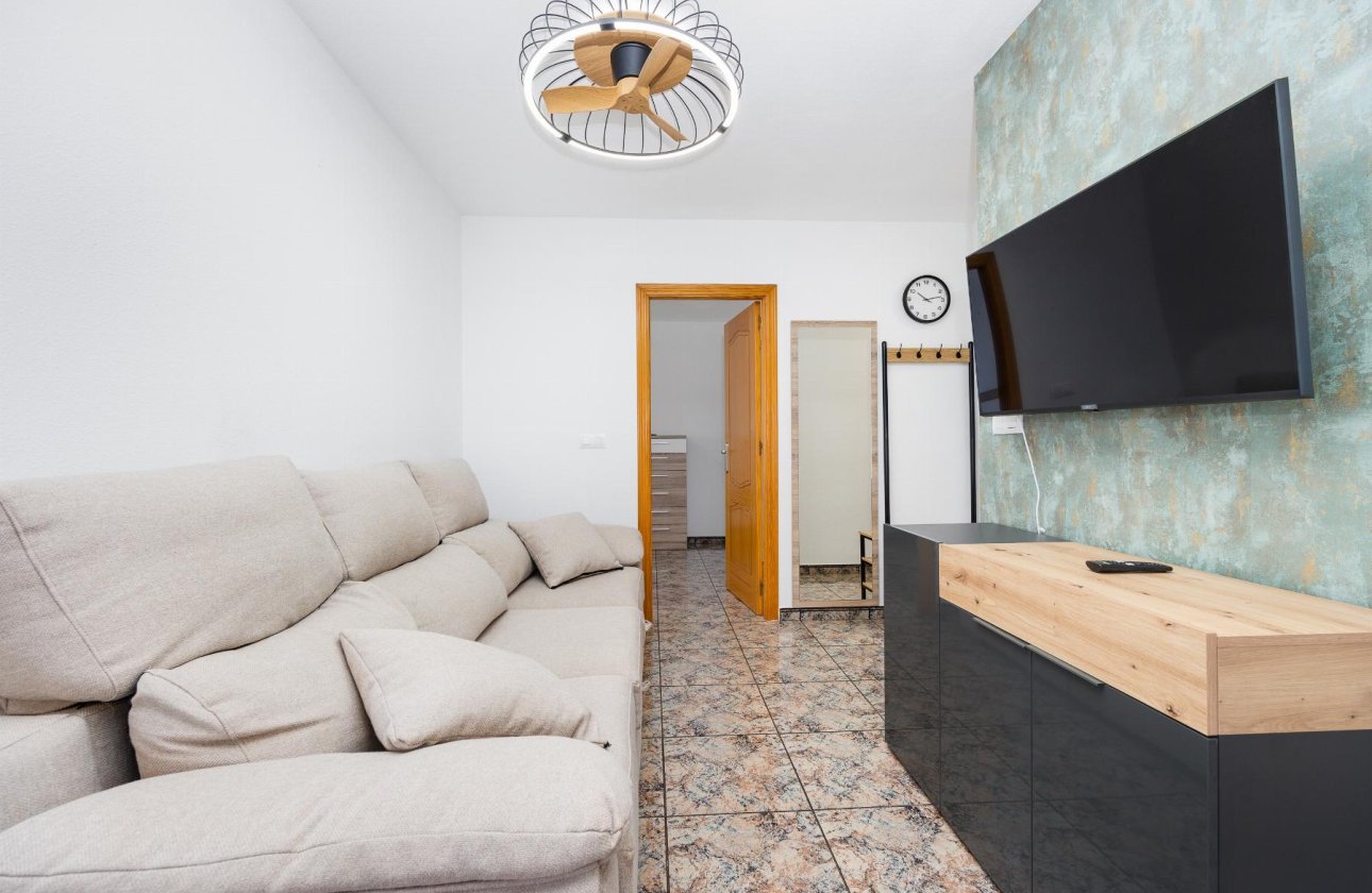 Resale - Apartment / flat - Torrevieja - PLAYA NAUFRAGOS